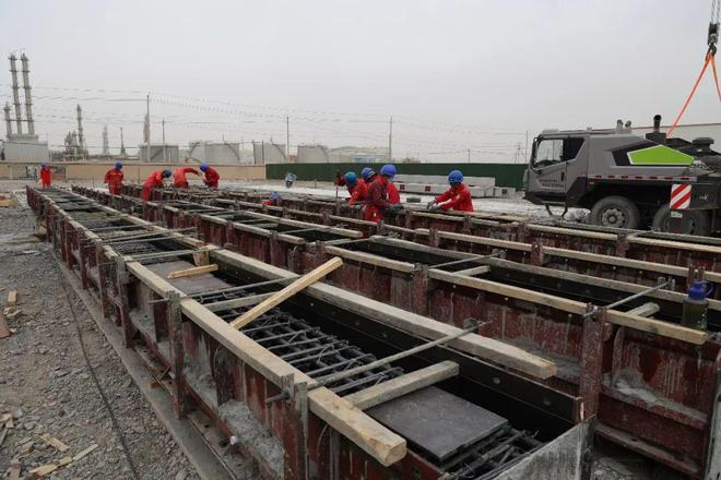 牢記囑托 再創佳績丨塔河煉化廠際管廊工程拉開序幕,模塊化施工高效推進